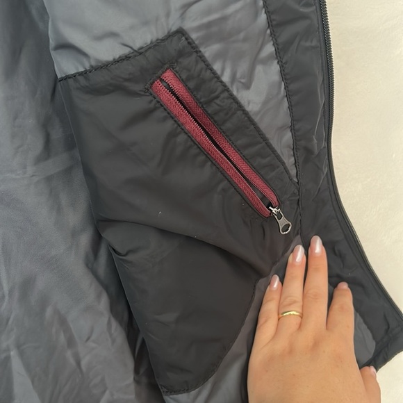 Carhartt Men’s Rain Defender® Insulated Vest - Relaxed Fit Size Medium - Picture 12 of 12